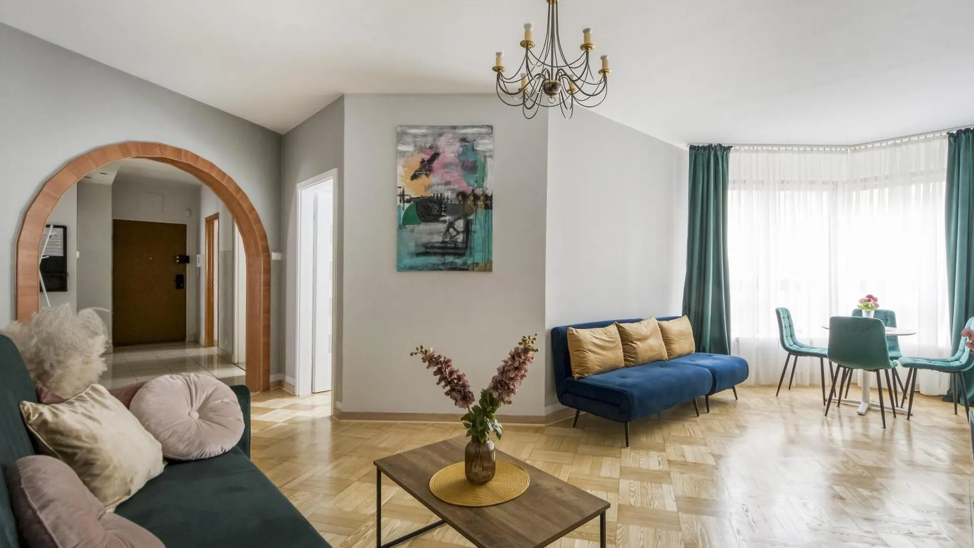 Gama Great Location & Famili Apartment 120M 2-12 People 바르샤바