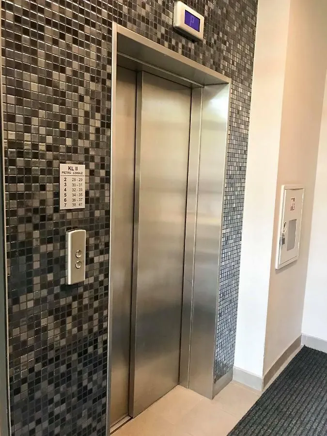 Gama Great Location & Famili Apartment 120M 2-12 People 바르샤바