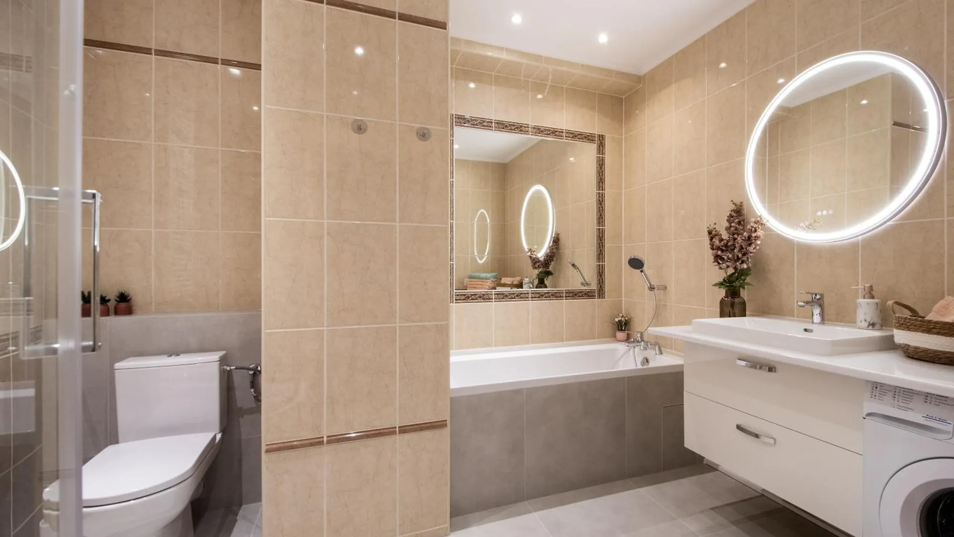 Gama Great Location & Famili Apartment 120M 2-12 People Warschau